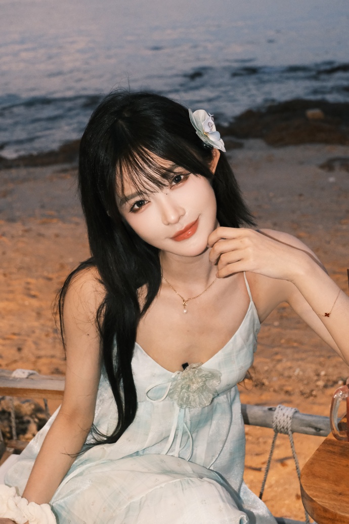 国外偷窥女厕666666